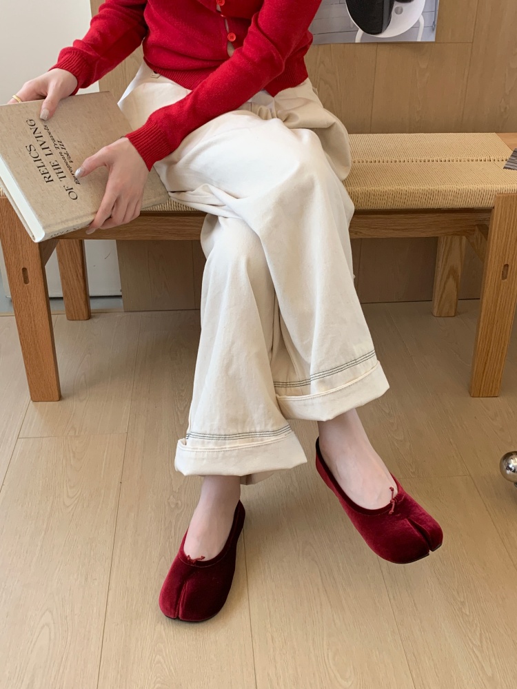 Vintage French Style Velvet Women's Low Top Shoes Fashion Split Toe Ballet Flats Slip On - Image 2