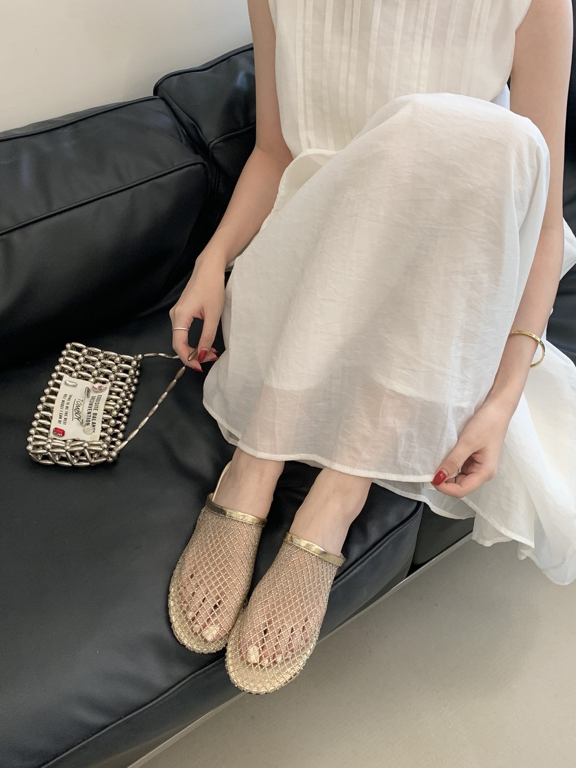 2026 New Hollow Rhinestone Closed Toe Slippers for Women Autumn Flat Anti-Slip Casual Shoes - Image 4